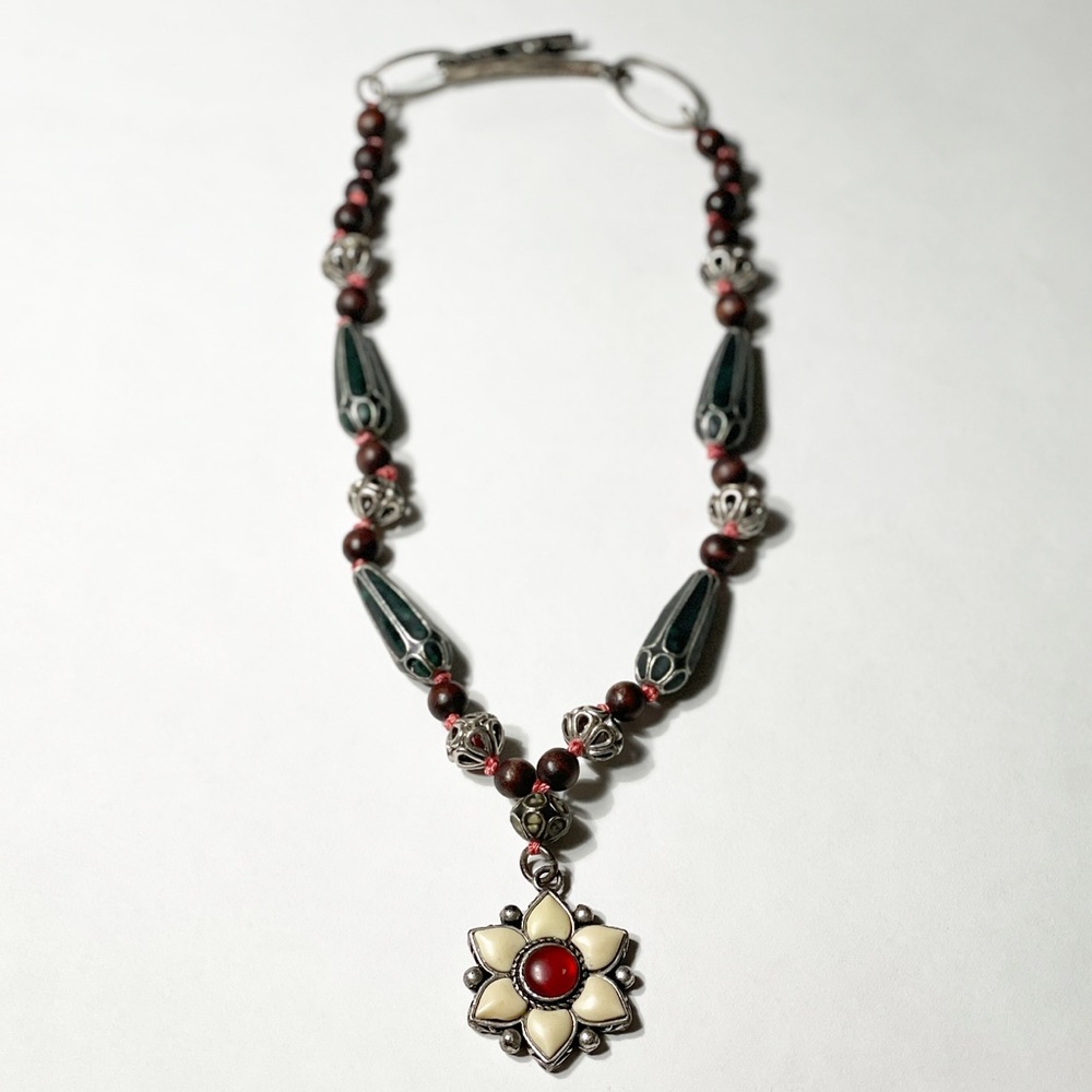 RARE Lucky Brand Necklace Vintage Rare Flower Necklace